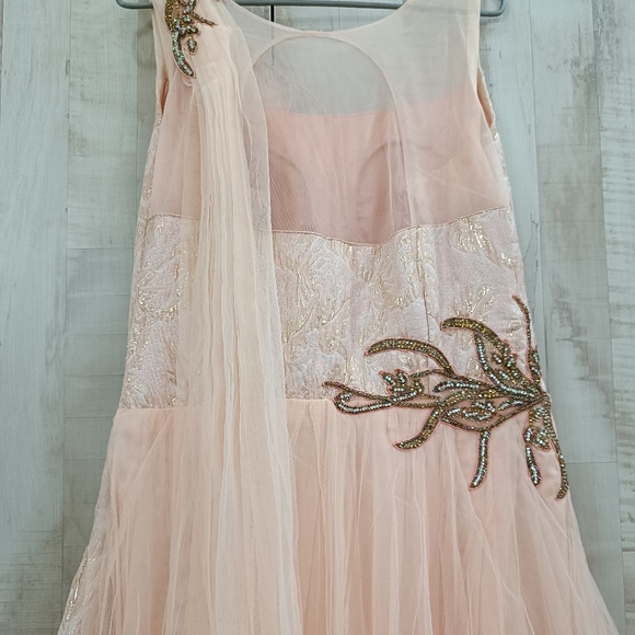 Heavy wedding dress - Picture 9 of 9